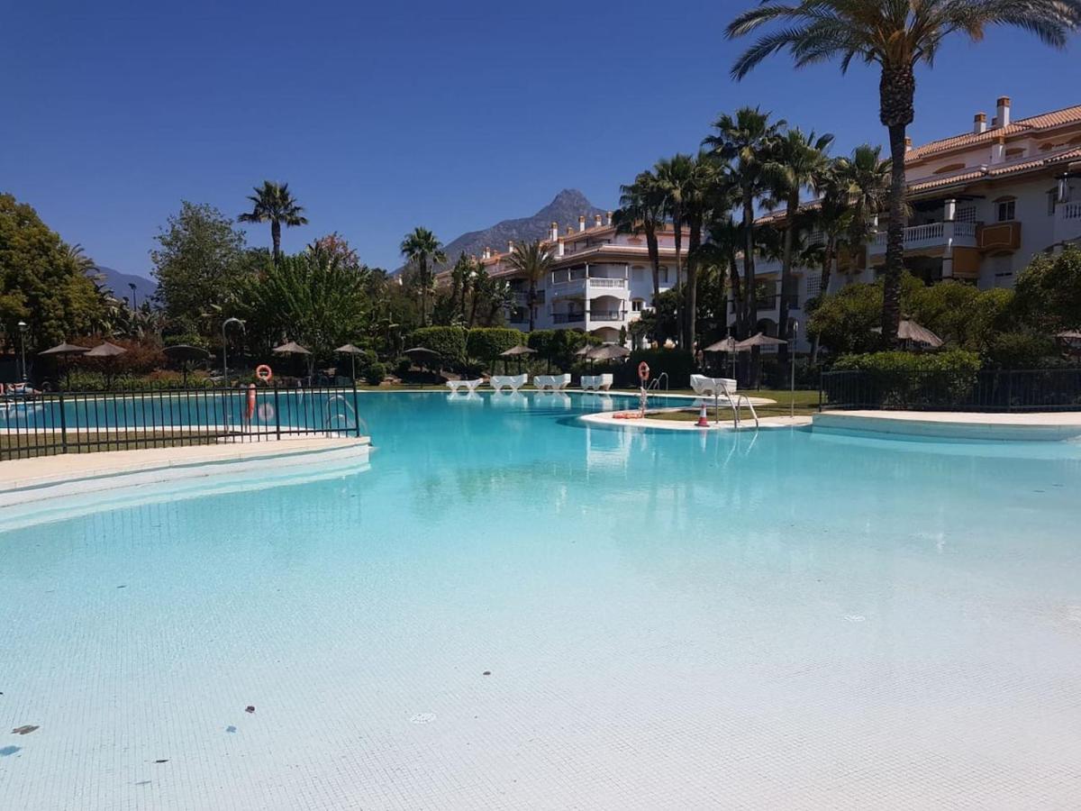 Puerto Banus 2 Rooms, 4 Personas Bajo Con Jardin Appartement *